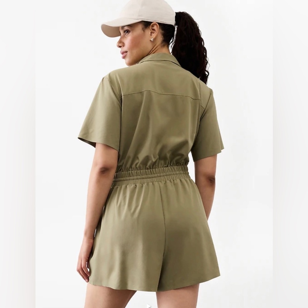 ATHLETA Wrinkle Resistant  Relaxed Fit Romper - Picture 3 of 11